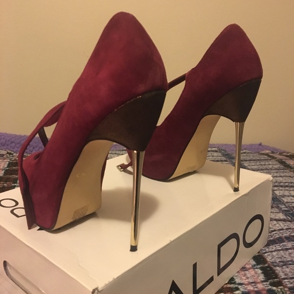 ALDO Red Velvet and Gold Ankle Strap Heels - Picture 4 of 5